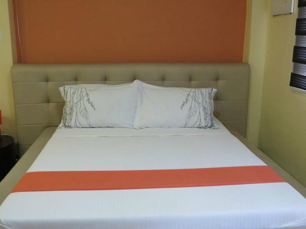 Hotel Cara Lipa City Exterior photo